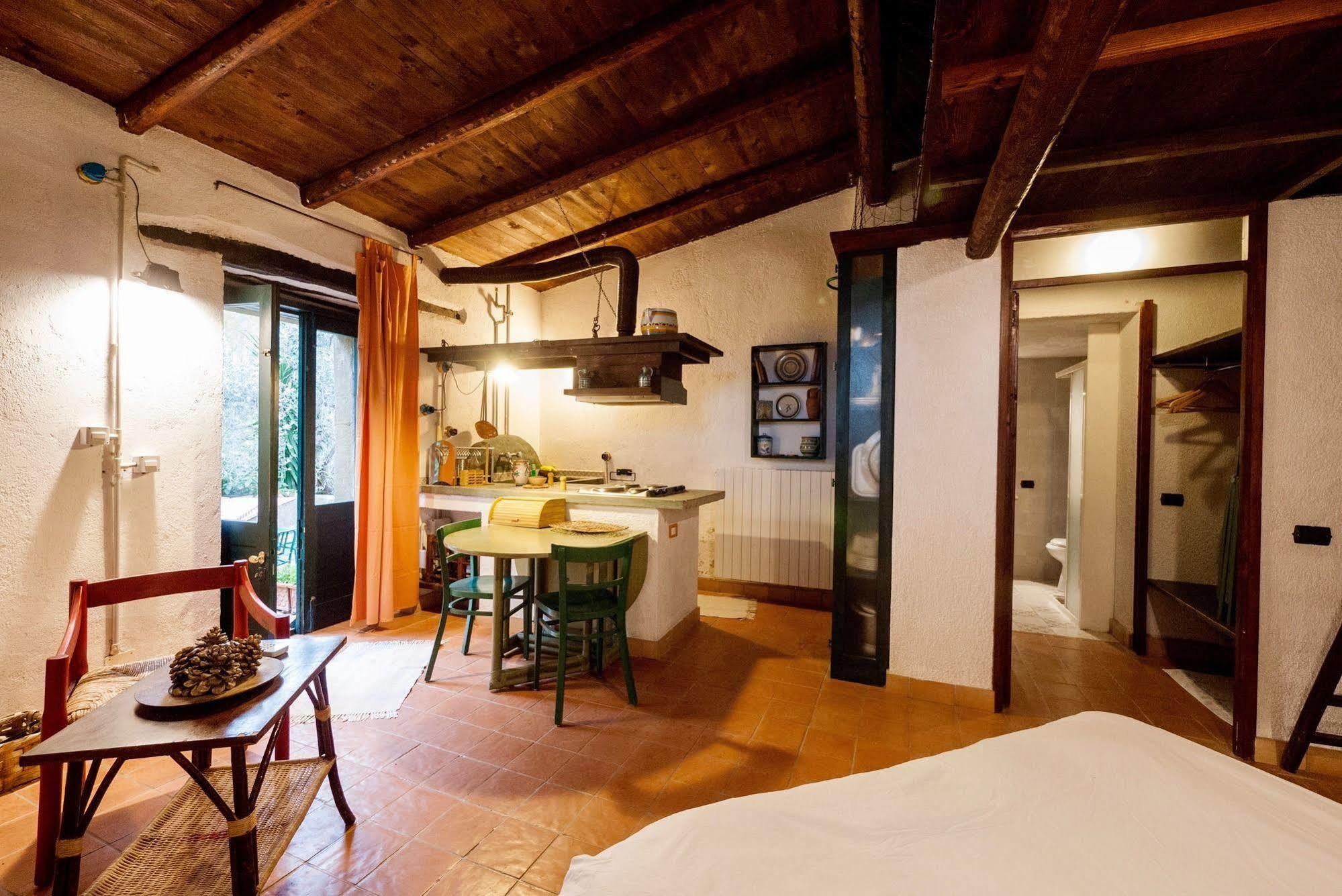 Casa Migliaca Villa Pettineo ภายนอก รูปภาพ