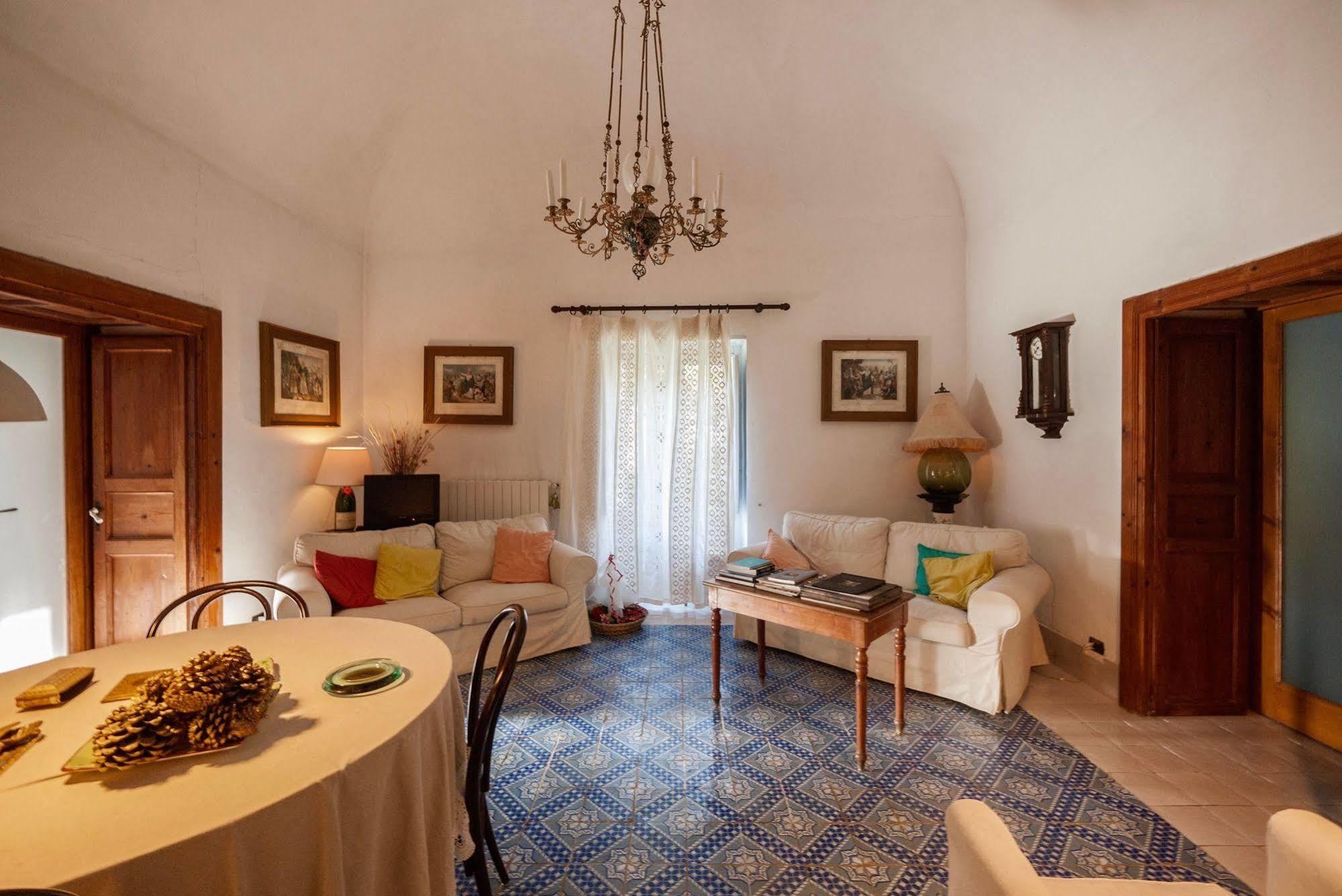 Casa Migliaca Villa Pettineo ภายนอก รูปภาพ